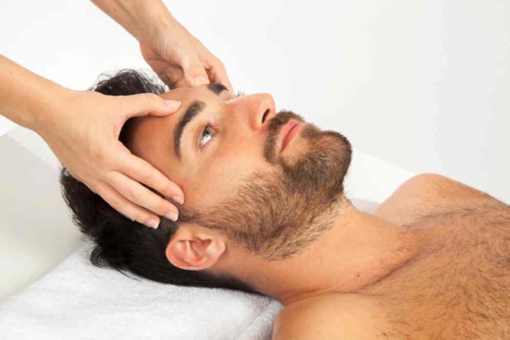Head Massage - Adonis Men’s Grooming Salon Head Massage